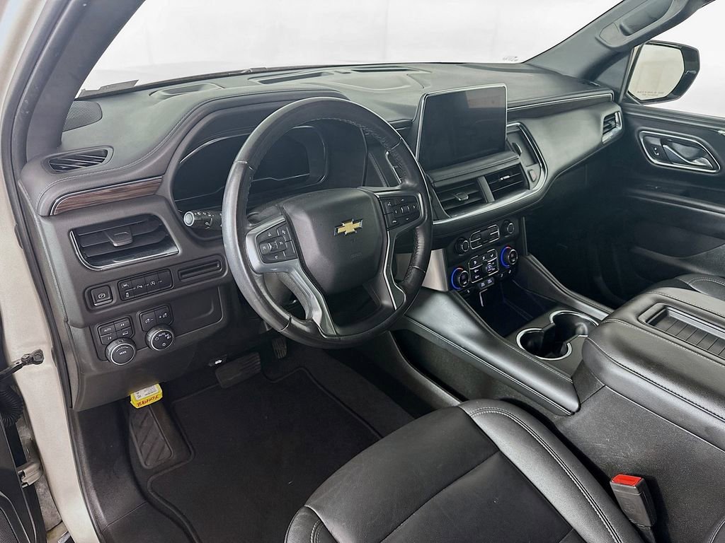 Used 2023 Chevrolet Suburban LT image 31