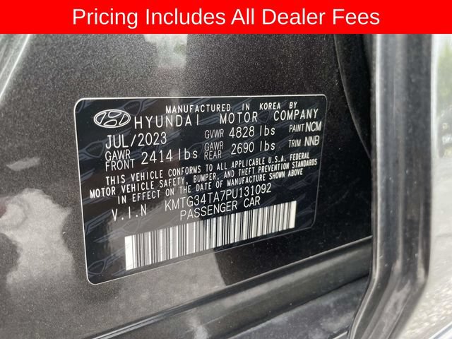 Used 2023 Genesis G70 2.0T AWD/4WD image 34