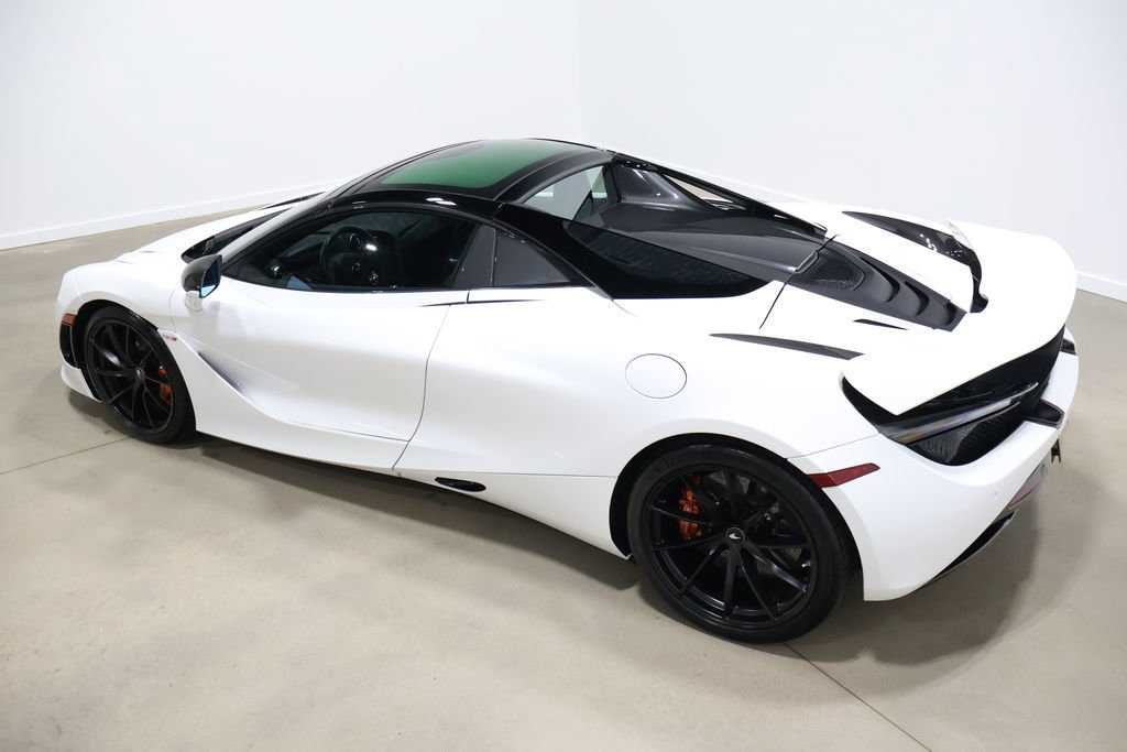 Used 2020 McLaren 720S Spider image 20