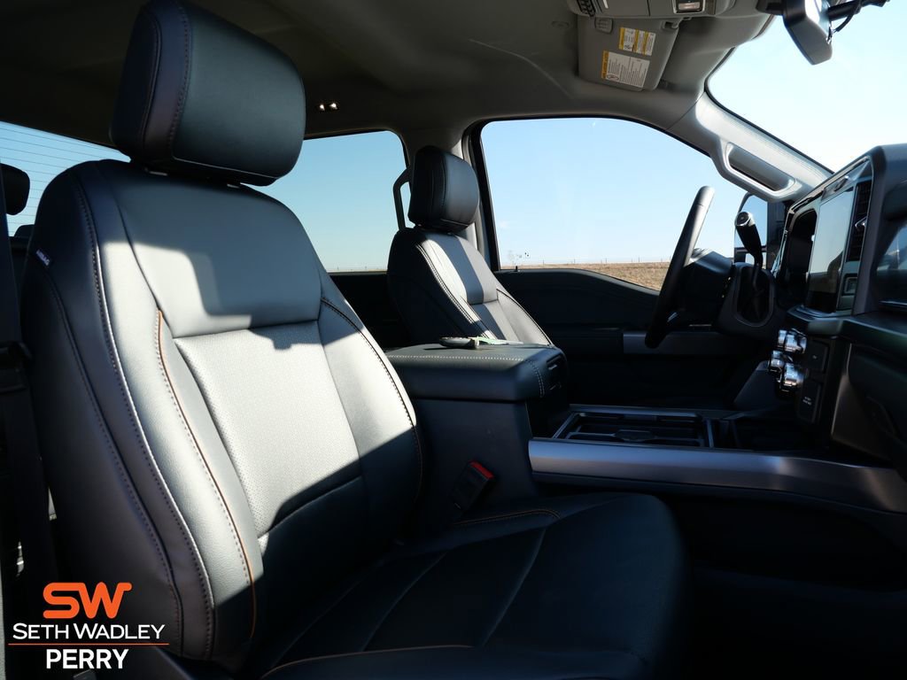 New 2026 Ford F250 Lariat w/ FX4 Off-Road Package image 15