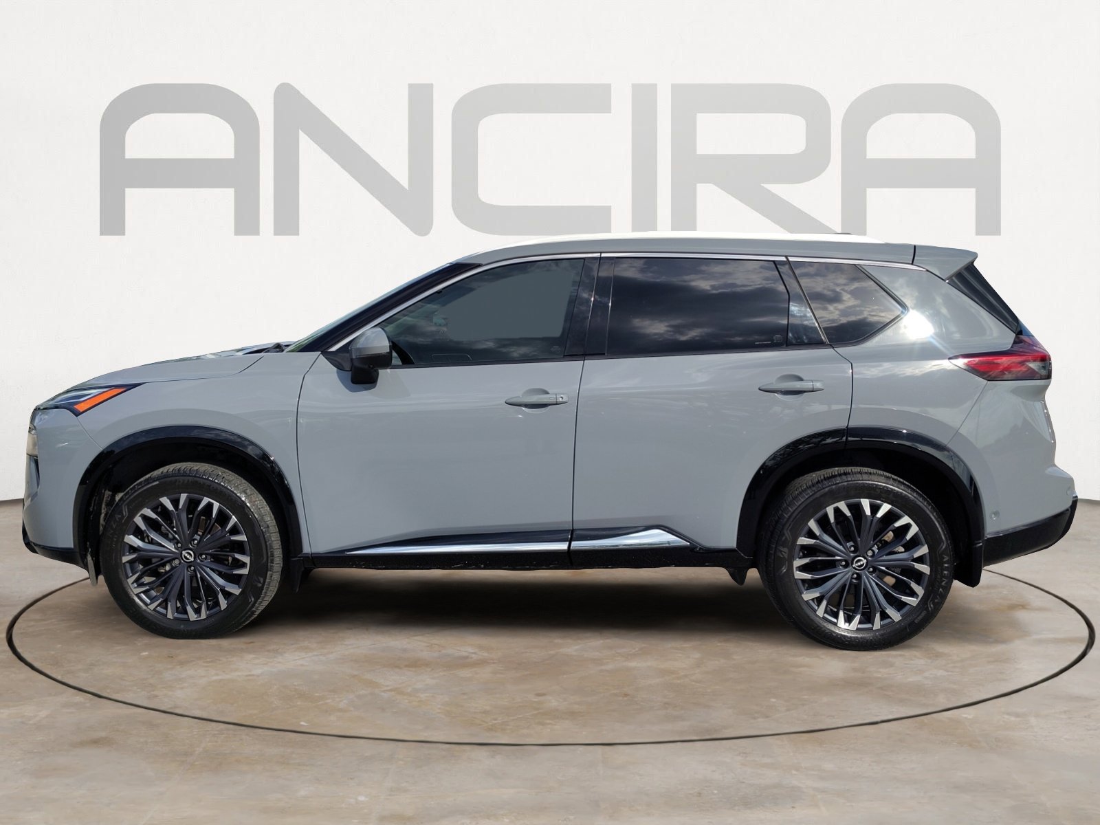 Used 2024 Nissan Rogue Platinum w/ Platinum Premium Package image 11