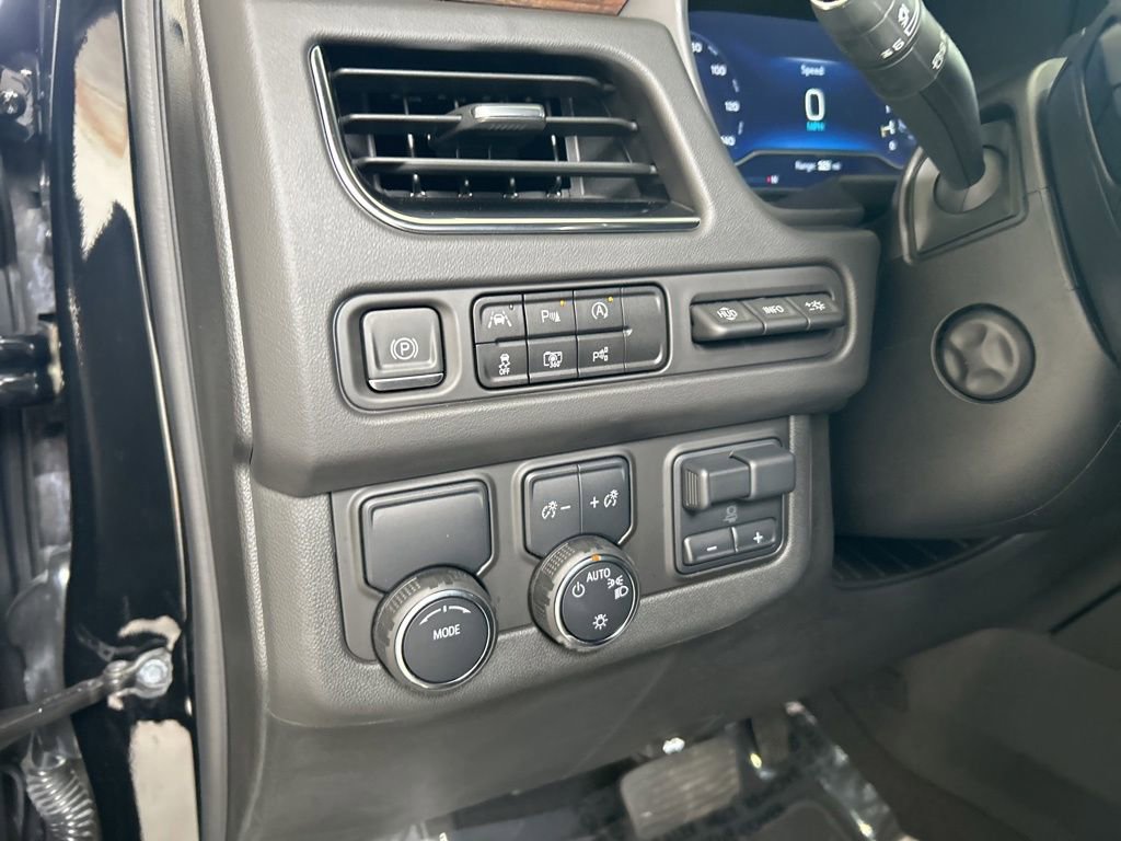 Used 2024 Chevrolet Suburban High Country w/ Advanced Technology Package image 50
