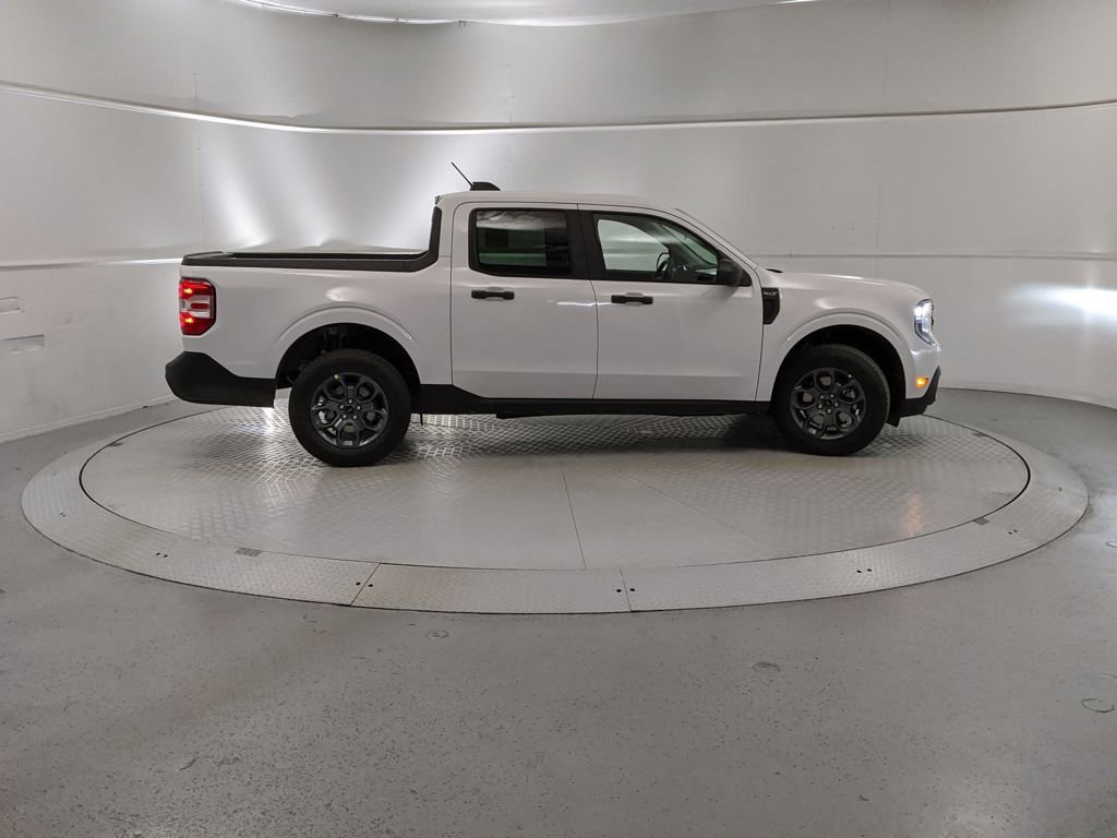 New 2026 Ford Maverick XLT image 2