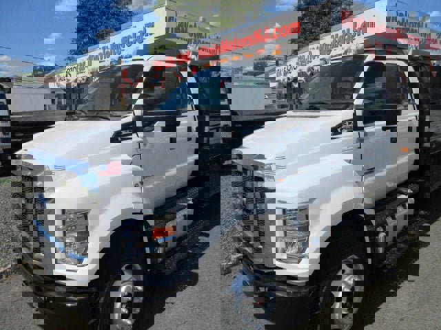 Used 2019 Ford F750 2WD Crew Cab Super Duty image 20