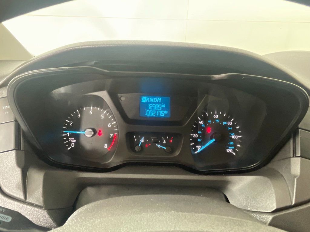 Used 2017 Ford Transit 150 XL RWD image 18