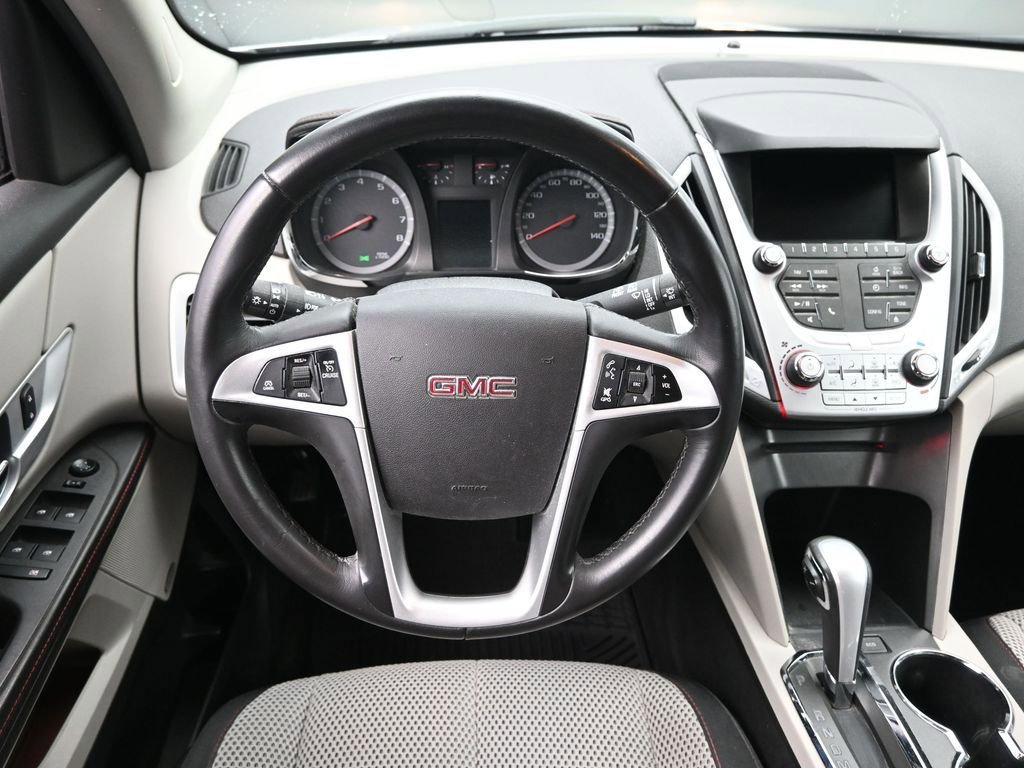 Used 2015 GMC Terrain SLE image 17