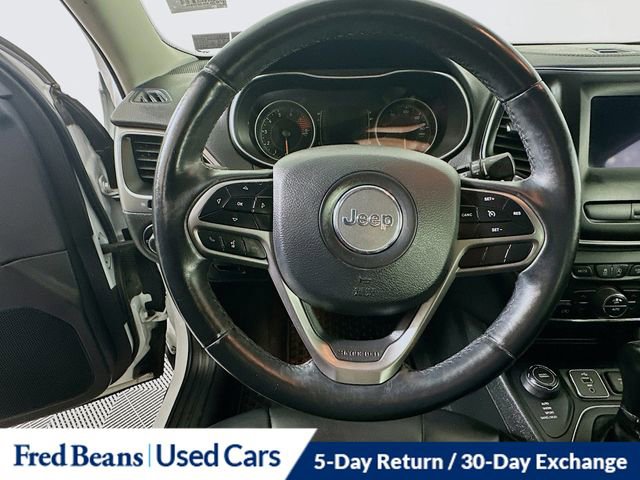 Used 2019 Jeep Cherokee Latitude Plus w/ Comfort/Convenience Group AWD/4WD image 13