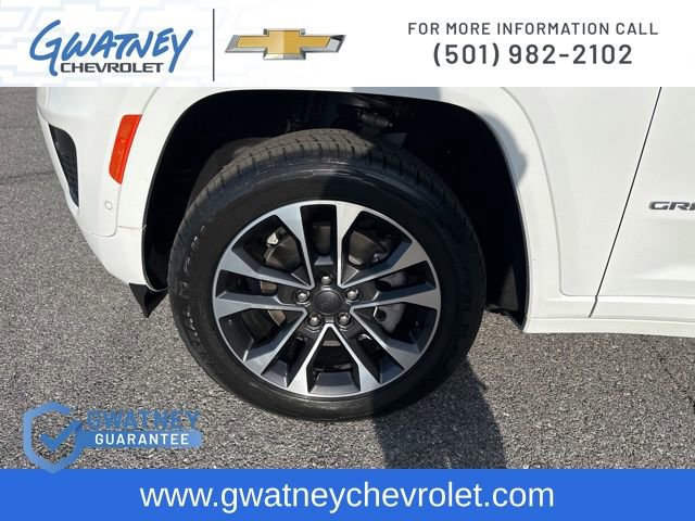 Used 2022 Jeep Grand Cherokee Overland AWD/4WD image 9