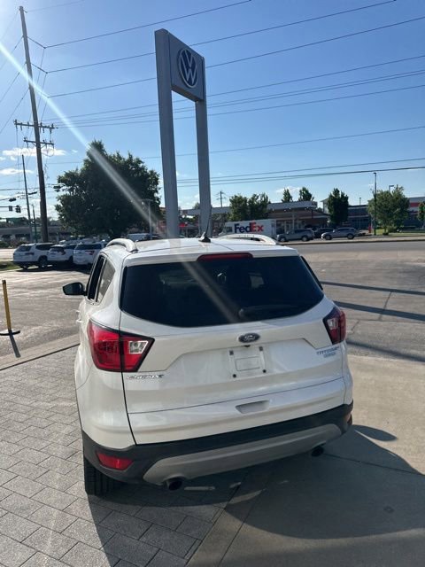 Used 2019 Ford Escape Titanium FWD image 10