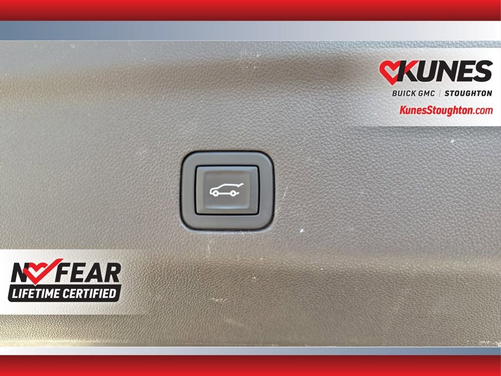 Used 2024 GMC Yukon Denali w/ Denali Reserve Package image 46