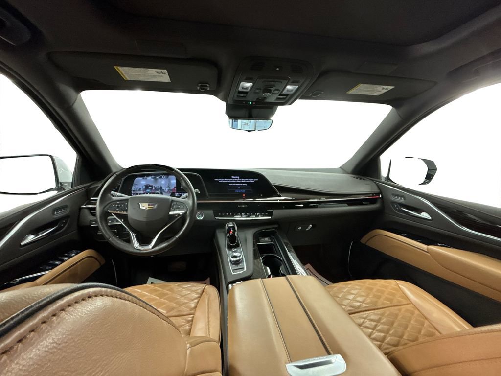 Used 2023 Cadillac Escalade Sport w/ Touring Package image 20