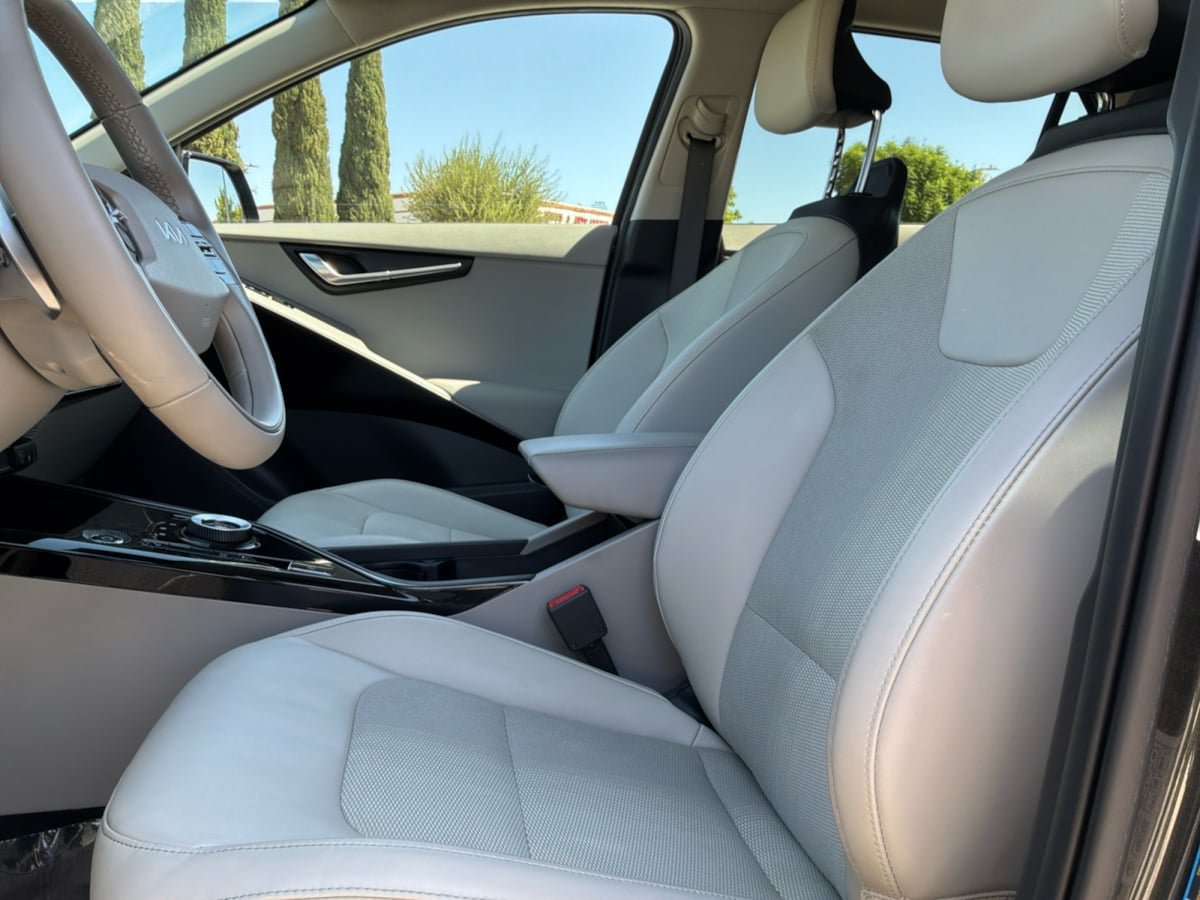 Used 2023 Kia Niro Wind FWD image 18