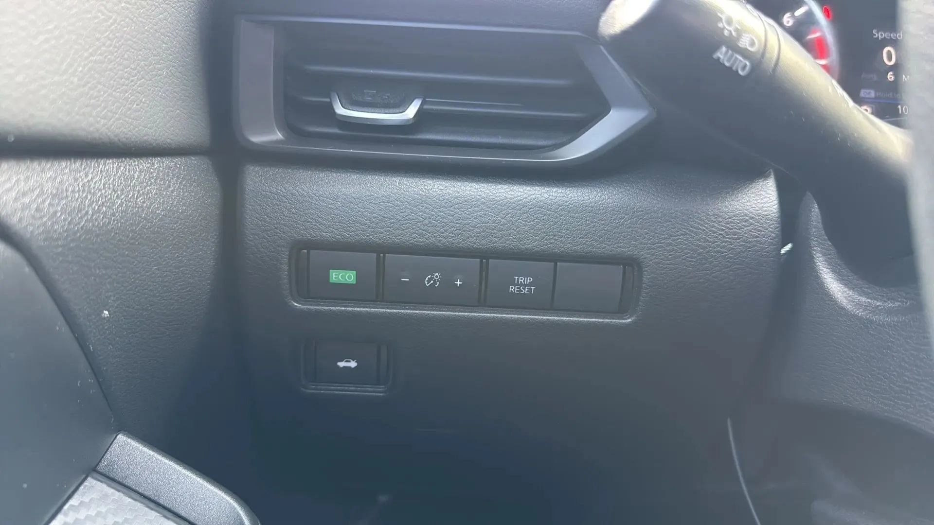 Used 2021 Nissan Sentra S FWD image 17