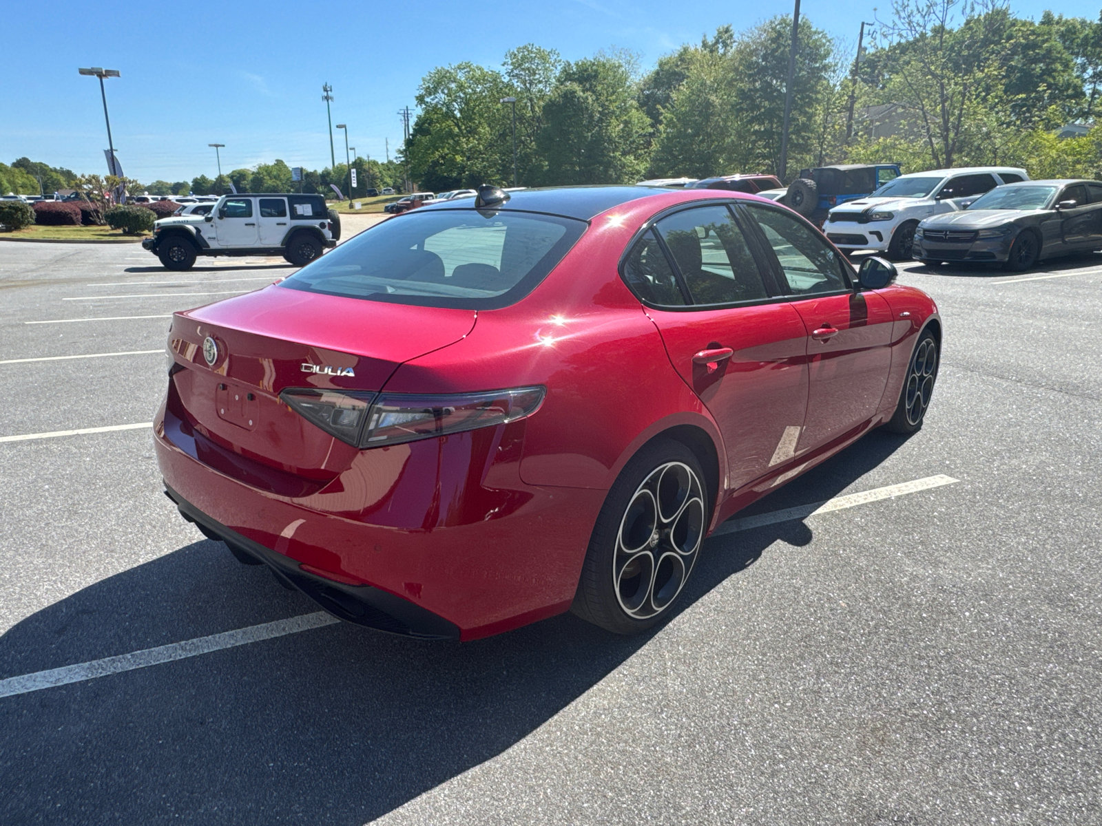 Used 2024 Alfa Romeo Giulia Veloce image 5