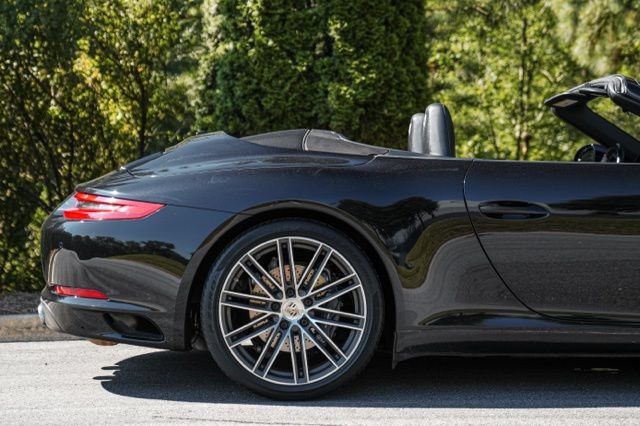 Used 2019 Porsche 911 Carrera RWD image 13