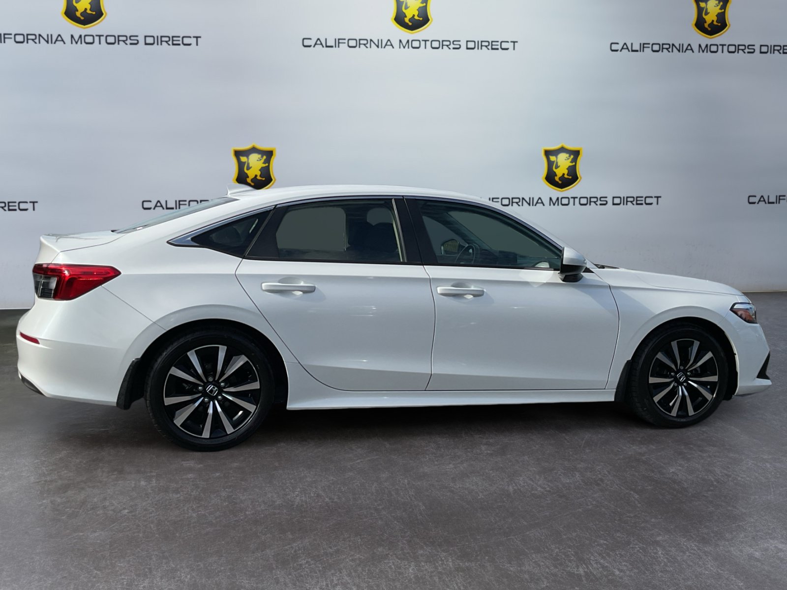 Used 2022 Honda Civic EX image 4
