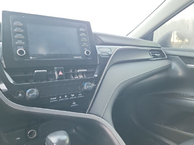 Used 2023 Toyota Camry SE FWD image 21