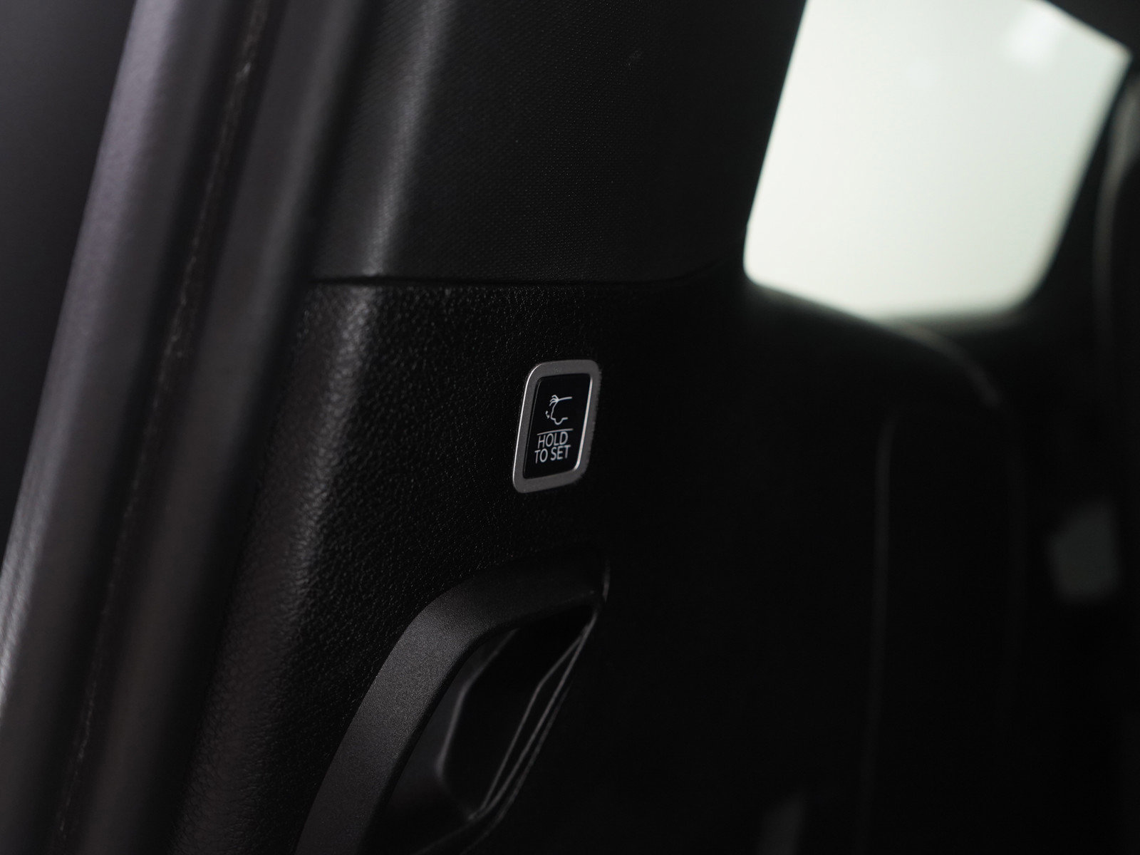 Used 2022 Jeep Wagoneer Series II w/ Premium Group I image 18