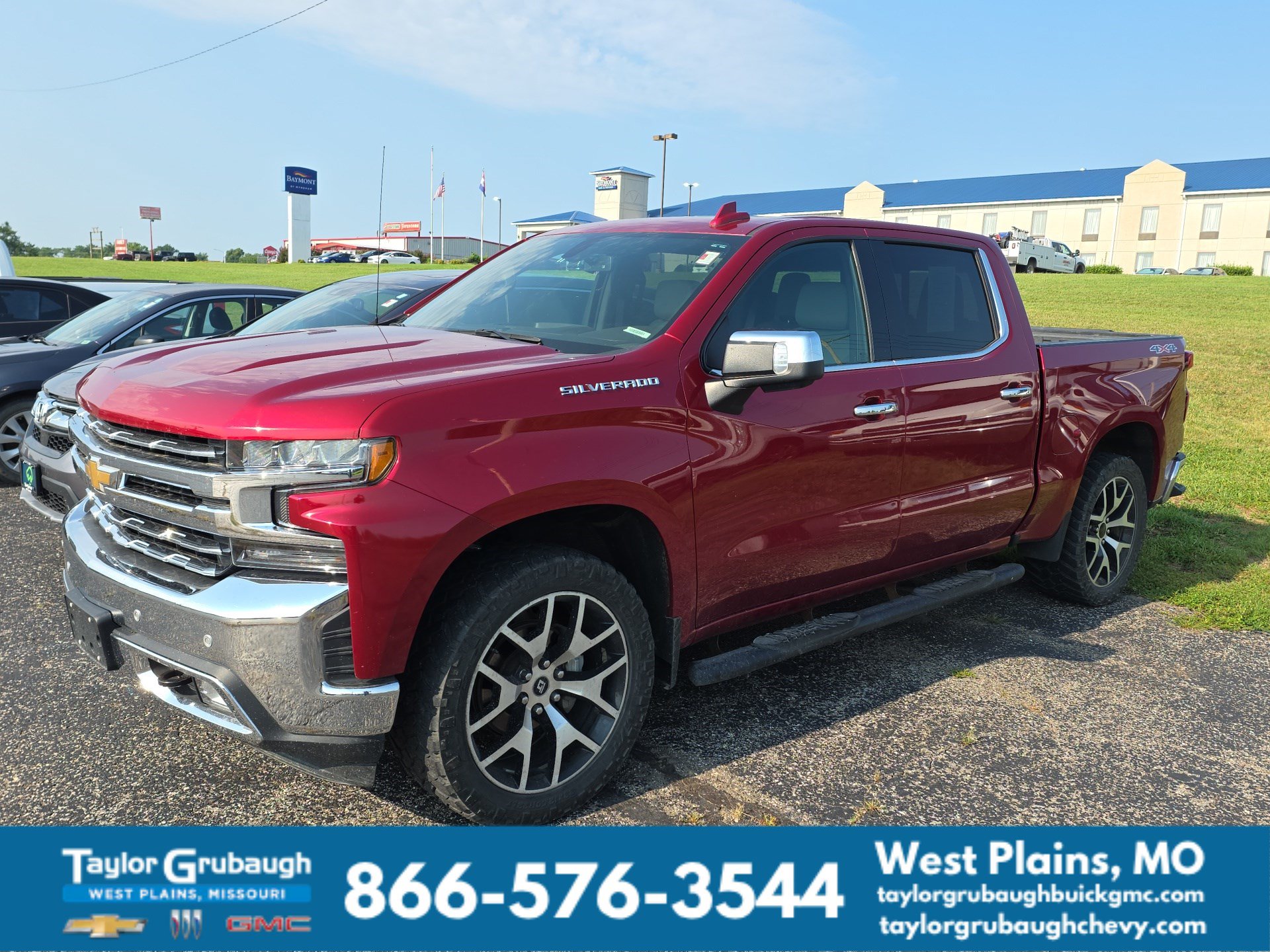 Used 2021 Chevrolet Silverado 1500 LTZ AWD/4WD image 3