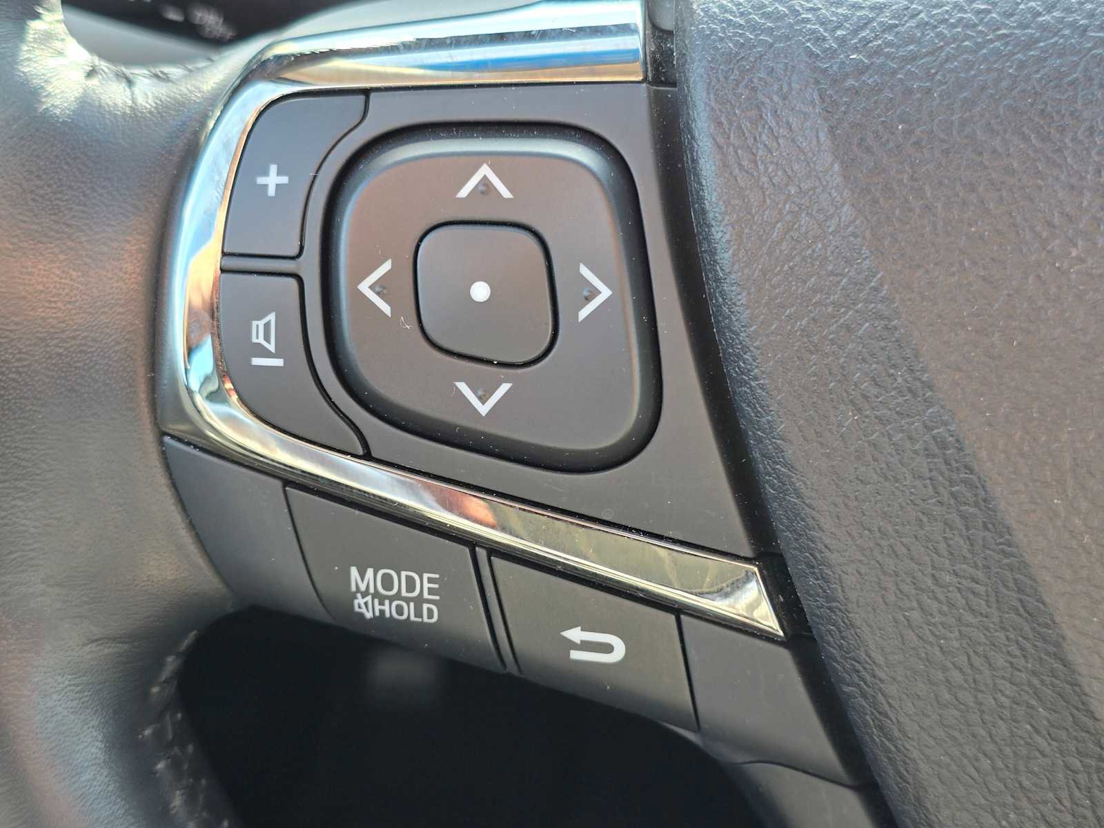 Certified 2018 Toyota Avalon Limited w/ All Weather Liner Package image 36