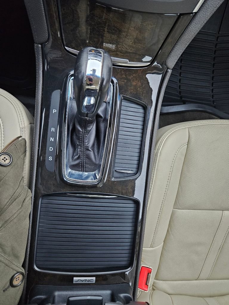 Used 2016 Lincoln MKS w/ Equipment Group 101A image 16