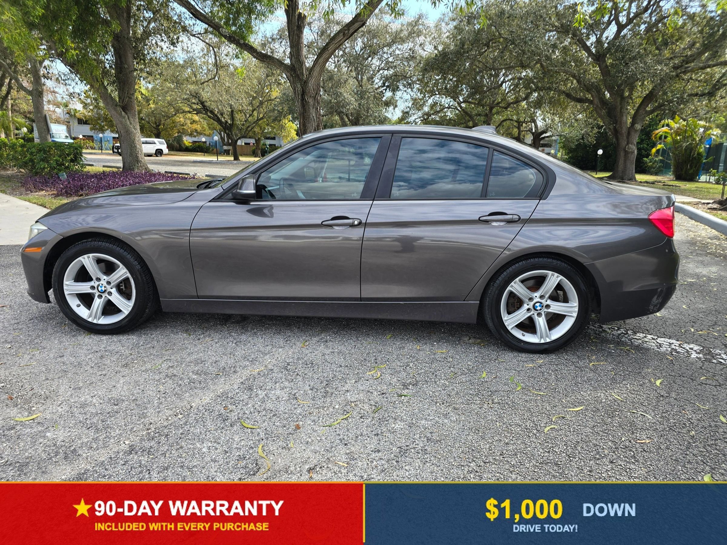 Used 2014 BMW 320i Sedan image 8