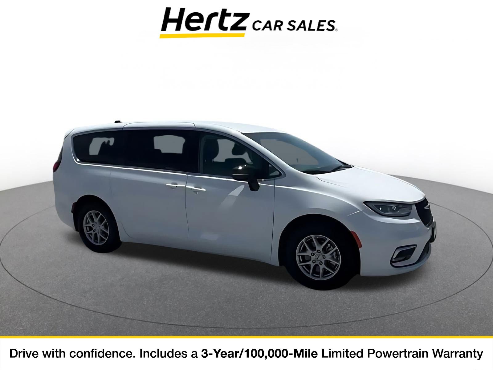 Used 2024 Chrysler Pacifica Touring-L