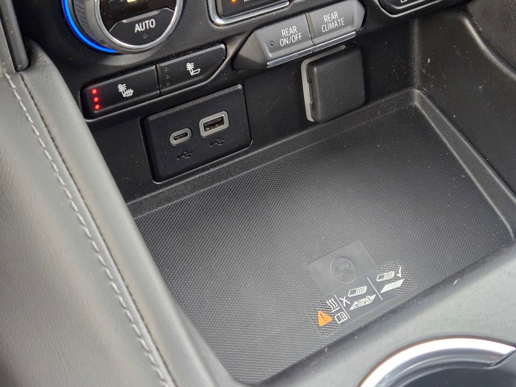 Used 2024 Chevrolet Tahoe LT image 40