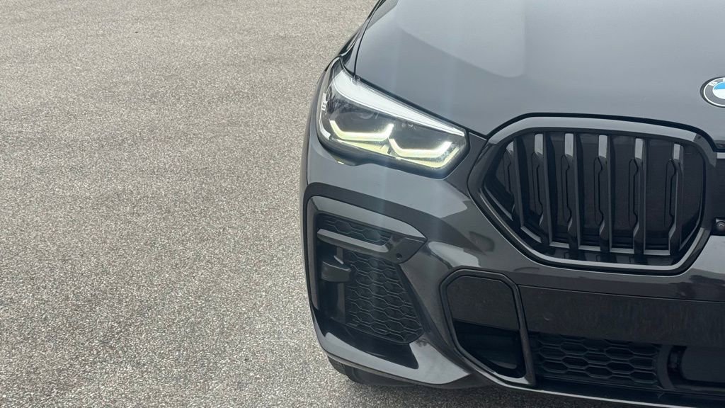 Used 2023 BMW X6 xDrive40i w/ M Sport Package image 6