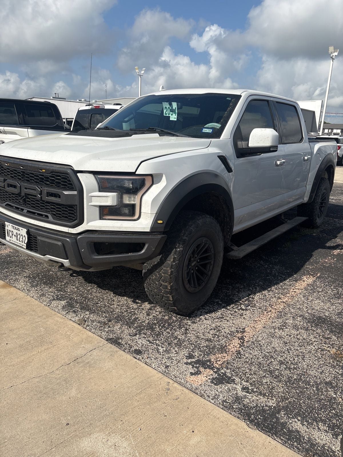 Used 2020 Ford F150 Raptor w/ Equipment Group 802A Luxury AWD/4WD image 3