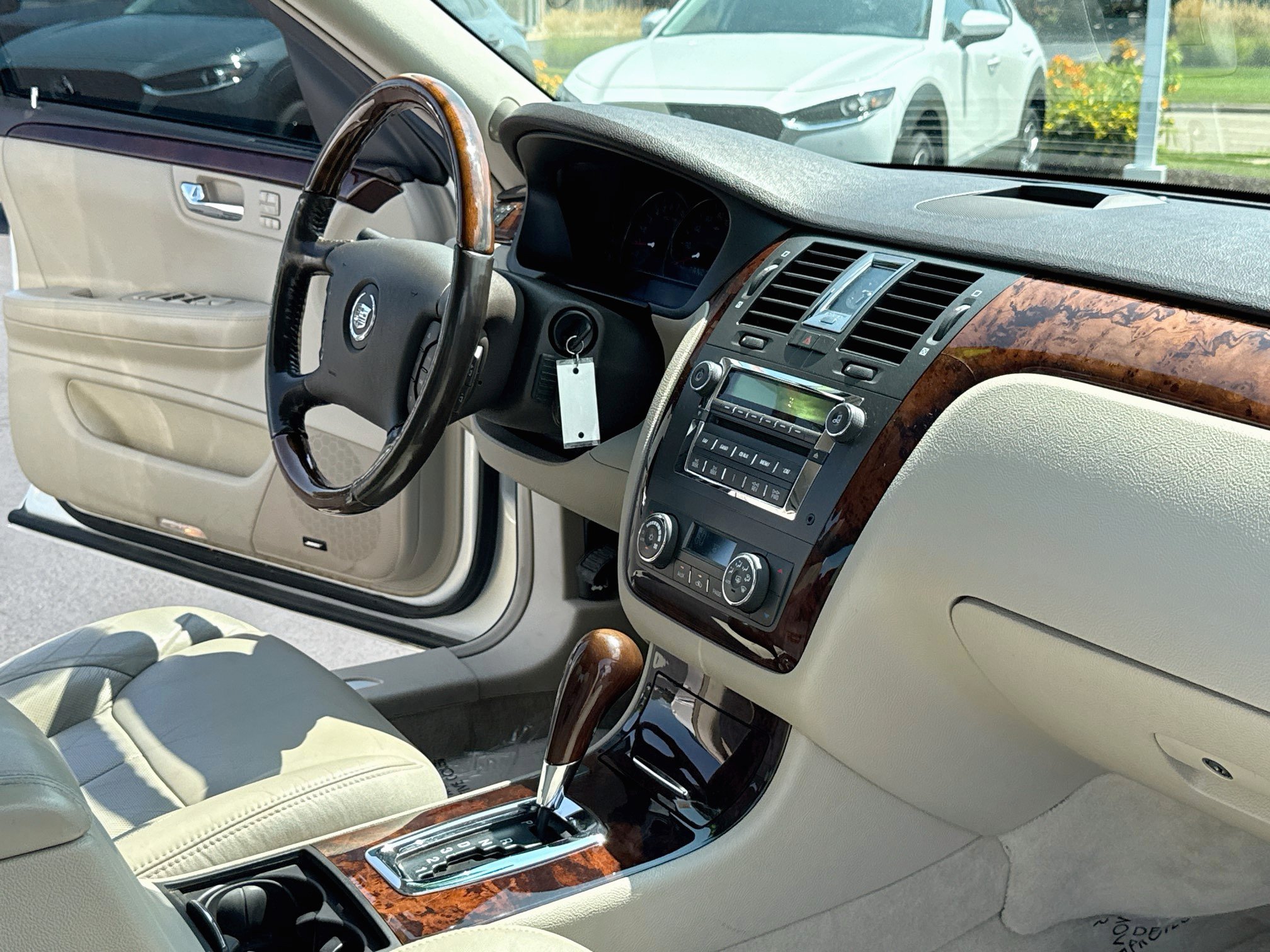 Used 2007 Cadillac DTS Luxury II FWD image 5