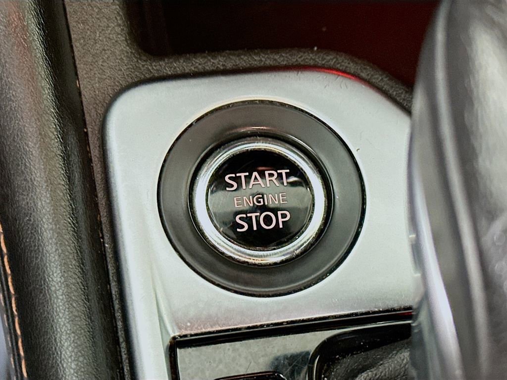 Used 2022 Nissan Sentra SR w/ Trunk Package image 20