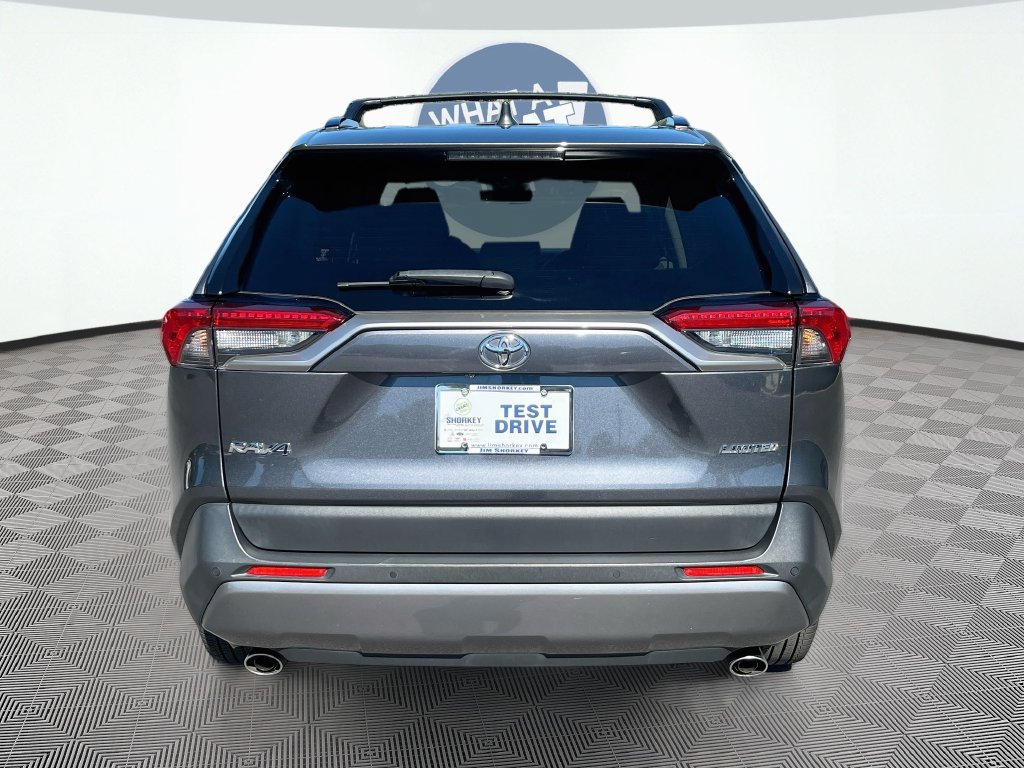 Used 2021 Toyota RAV4 Limited FWD image 7