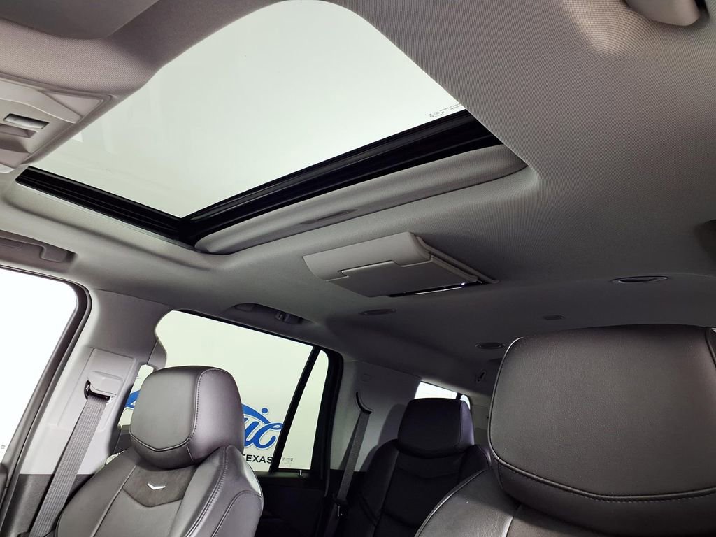 Used 2020 Cadillac Escalade Premium Luxury RWD image 14