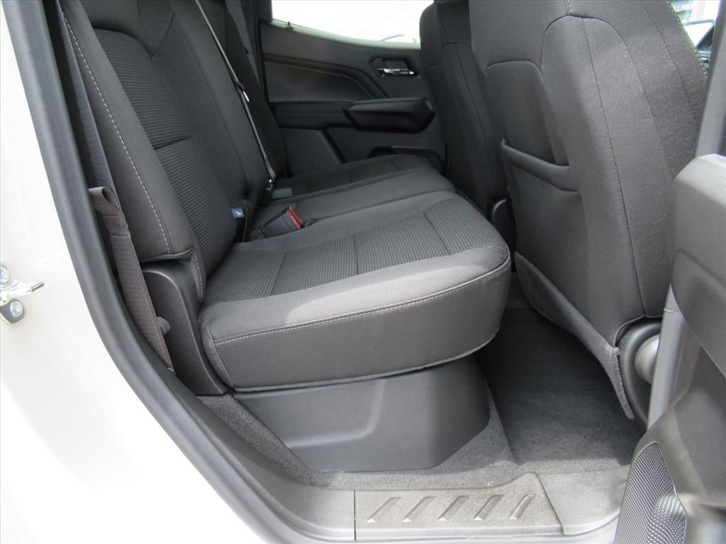 New 2026 GMC Canyon Elevation w/ Convenience Package RWD image 27