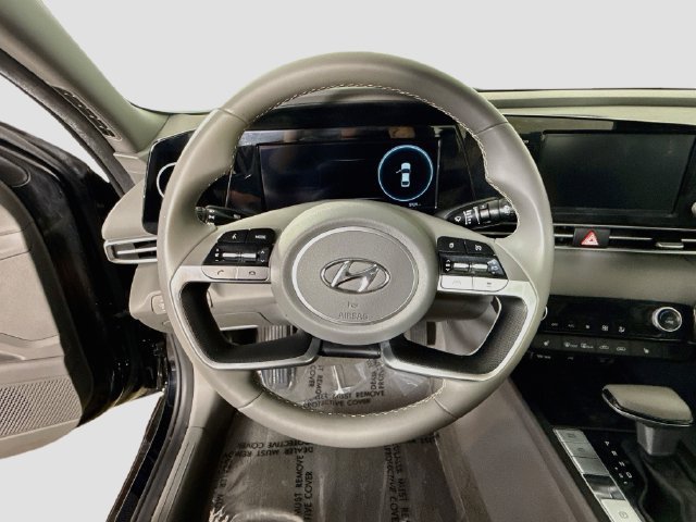 Used 2021 Hyundai Elantra SEL w/ Convenience Package FWD image 12