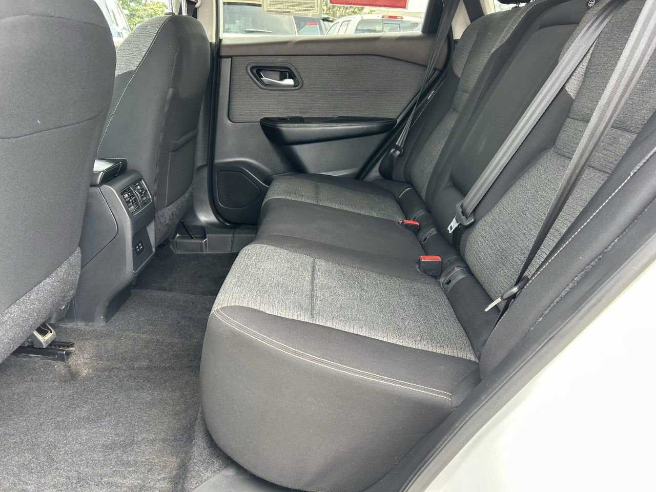 Certified 2023 Nissan Rogue SV image 13