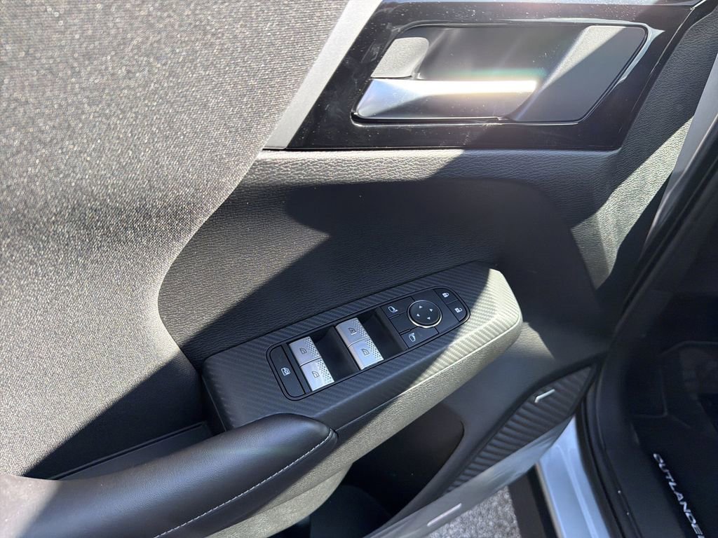 New 2026 Mitsubishi Outlander ES AWD/4WD image 13