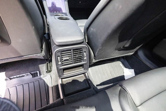 Used 2023 Porsche Taycan RWD image 36