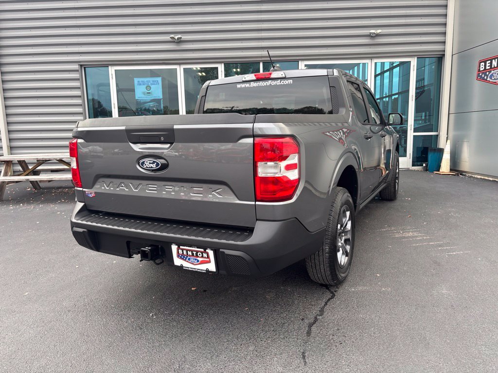 Used 2025 Ford Maverick XLT w/ Equipment Group 301A AWD/4WD image 3