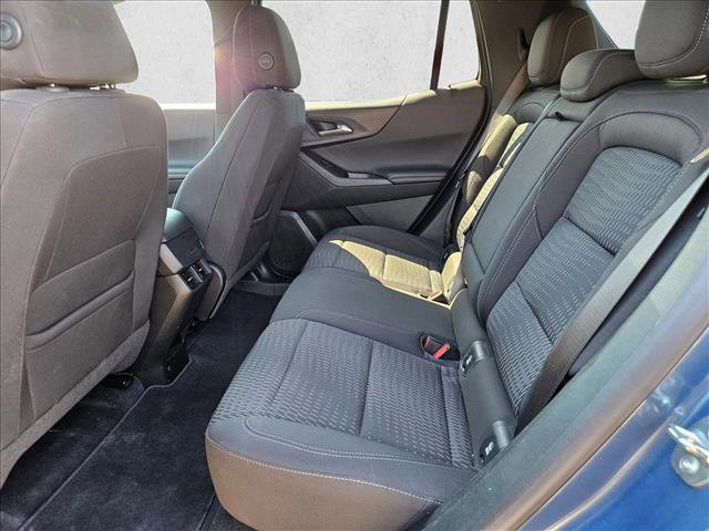 Used 2025 Chevrolet Equinox LT FWD image 16