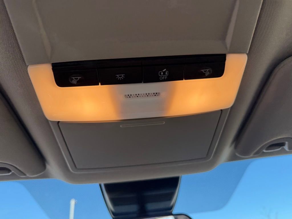 Used 2024 Nissan Altima 2.5 SV image 19