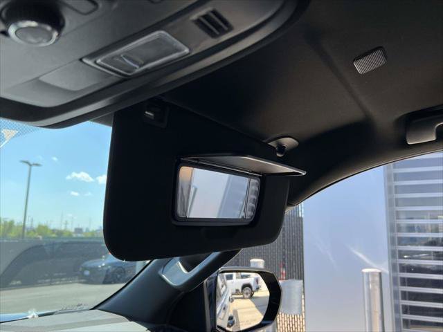 Used 2024 Chevrolet Suburban LT AWD/4WD image 36