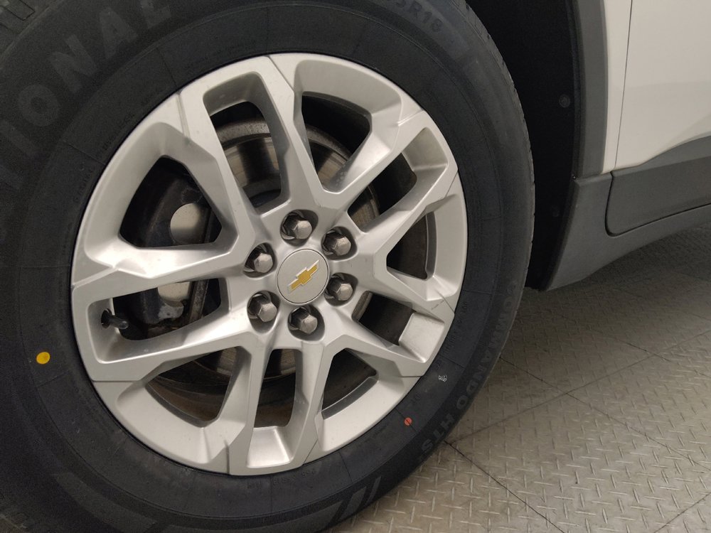 Used 2019 Chevrolet Traverse LT FWD image 31