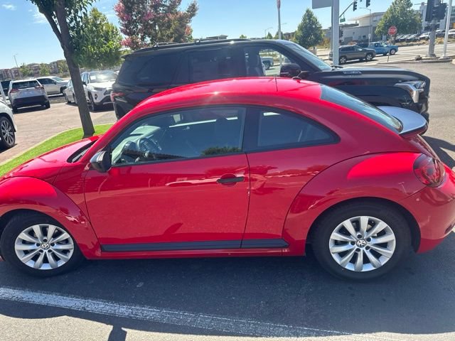 Used 2018 Volkswagen Beetle 2.0T S FWD image 26