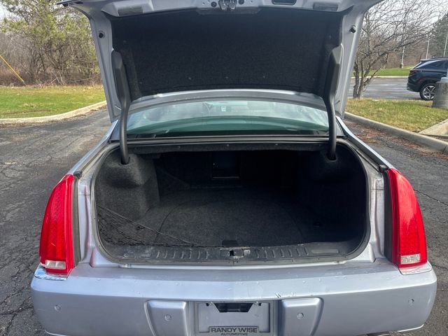 Used 2006 Cadillac DTS w/ Sun And Sound Package image 19