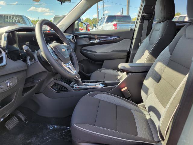 New 2026 Chevrolet TrailBlazer LT w/ LT Cold Weather Package FWD image 8