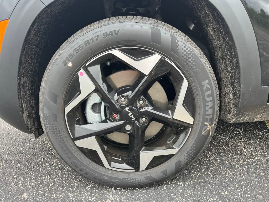 New 2026 Kia Seltos S image 9