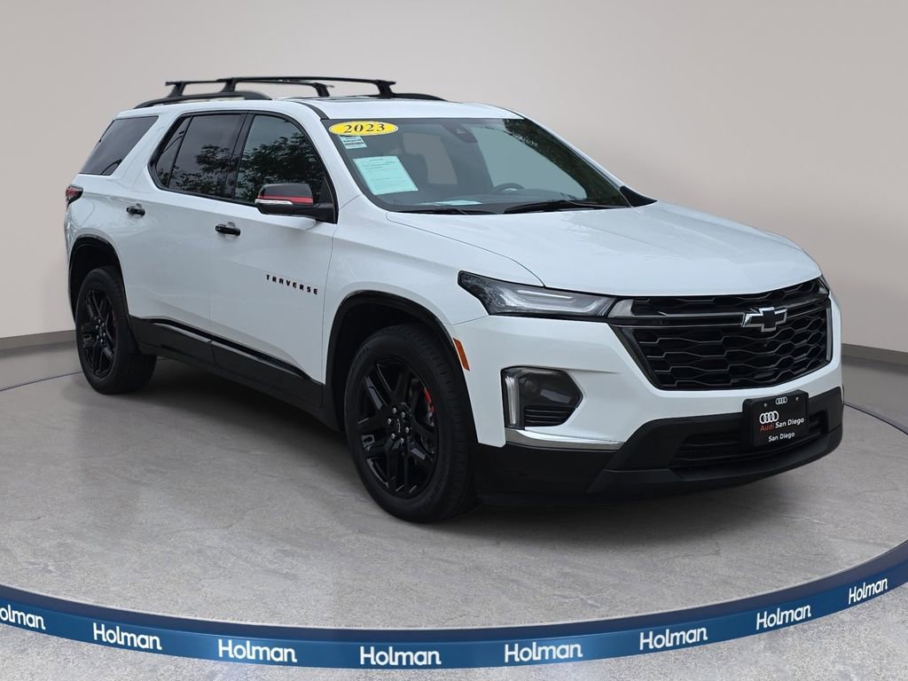 Used 2023 Chevrolet Traverse Premier w/ Redline Edition AWD/4WD image 4