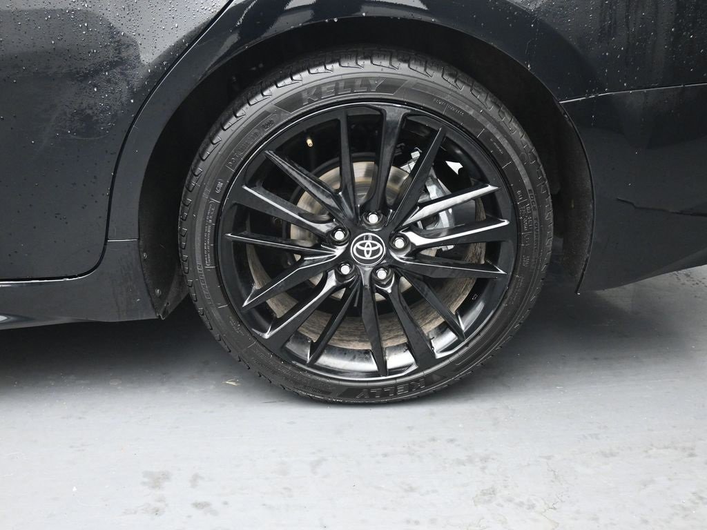 Used 2023 Toyota Camry XSE image 11